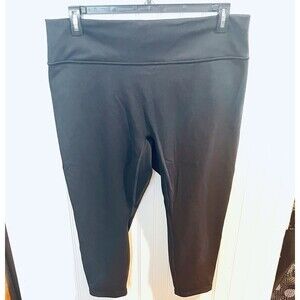 Fabletics Motion 365 Black High Waisted Capri Leggings Athleisure Size 2X